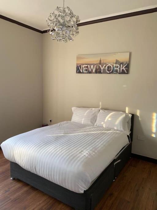 One Bedroom Apartment In Gorgie With New Central Heating System Edynburg Zewnętrze zdjęcie